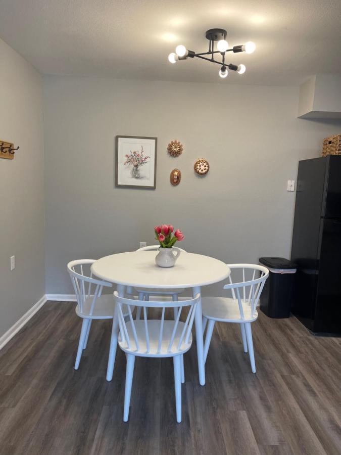 The Deannie Apt #6 - Simple And Homey 2Bd W/ Wifi Hamilton Eksteriør bilde